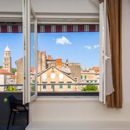 Luxury 2 * Spalato